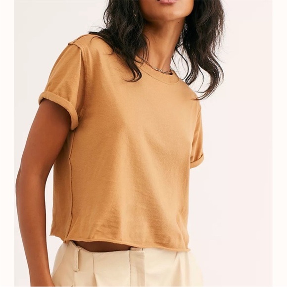 🌻 Free People We The Free Perfect Tee women’s sz Medium rolled hems - Picture 1 of 9